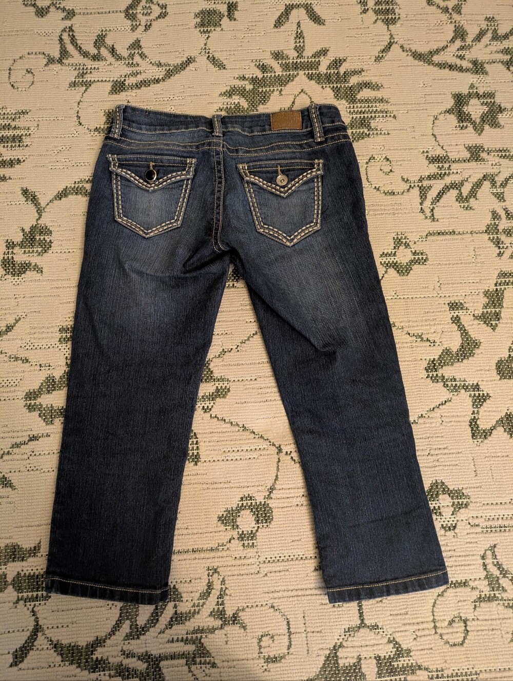 YMI Jeans Capris Size 5